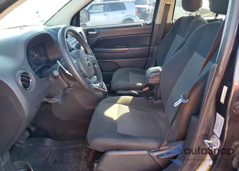 2015 Jeep Compass Sport z USA, uszkodzony, nr VIN 1C4NJCBA1FD386438